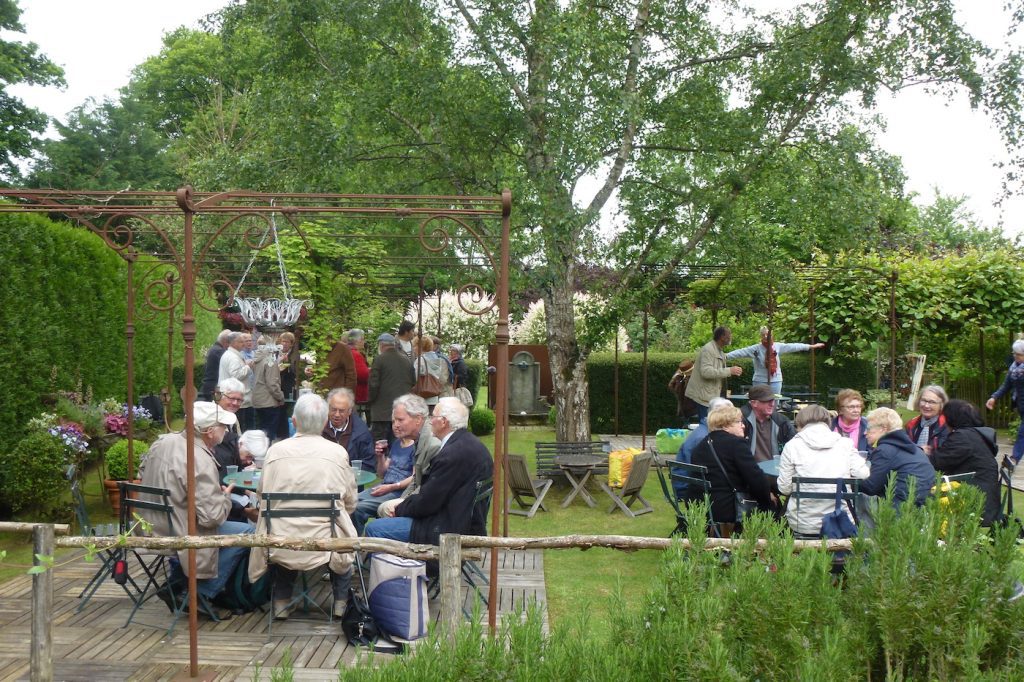 Salon de thé du jardin de la Mansonière